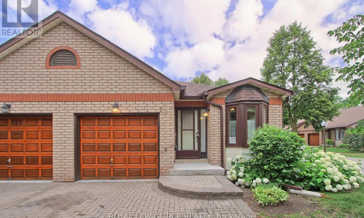 16-121 Green Briar Road