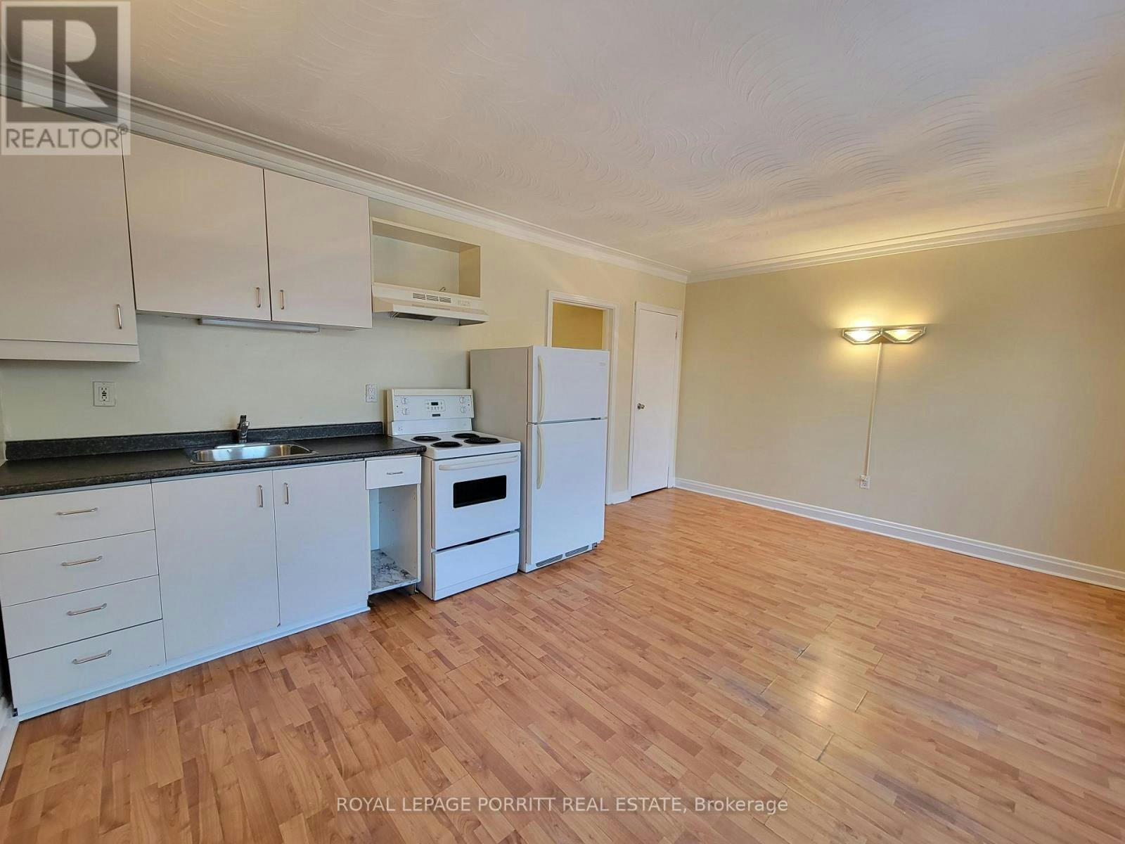 A-3295 Lake Shore Boulevard W, Toronto, ON, M8W 1M8 - 3