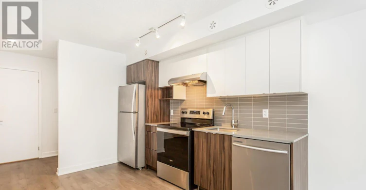 207-1137 Cooke Boulevard, Burlington, ON, L7T 0C3 - 4