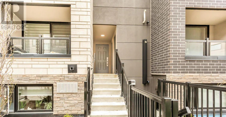 207-1137 Cooke Boulevard, Burlington, ON, L7T 0C3 - 2