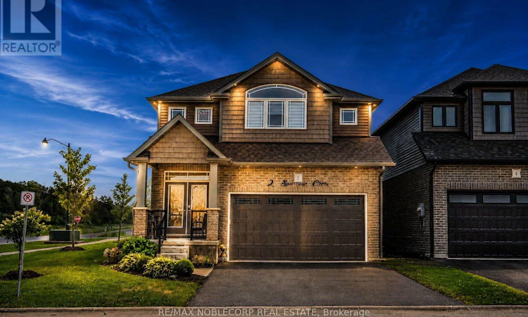 2 Sparrow Crescent