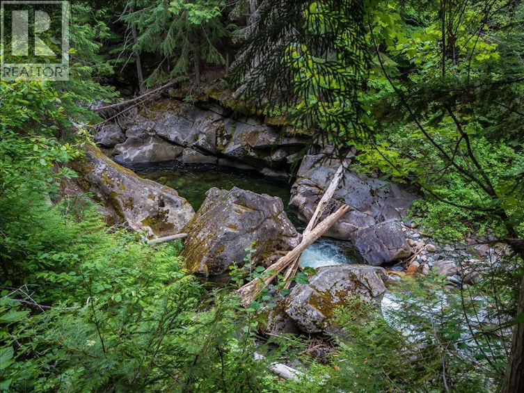 550 2nd Relief Road, Salmo, BC, V0G 1Z0 - 8