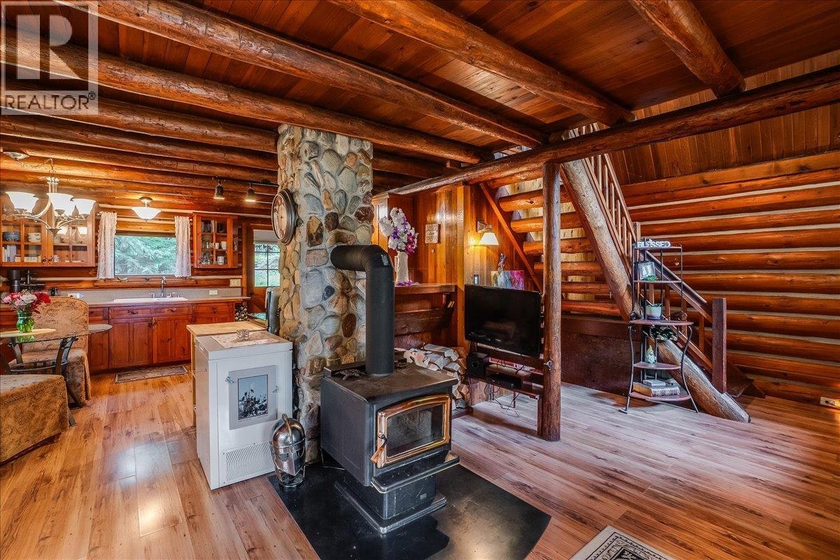 550 2nd Relief Road, Salmo, BC, V0G 1Z0 - 18