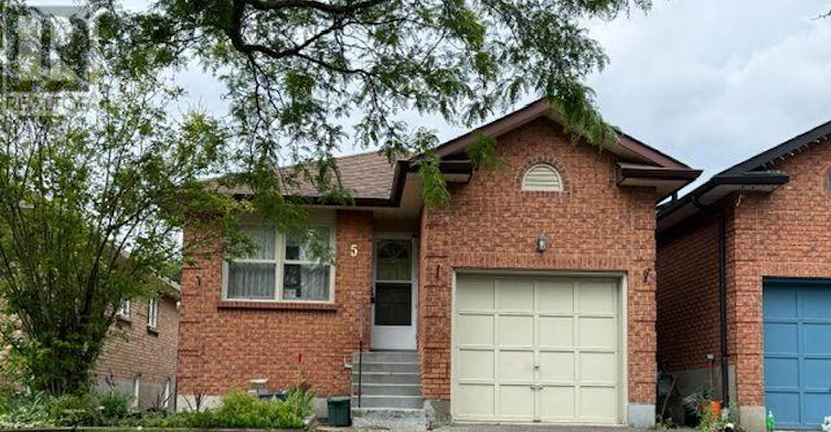 5 Turnberry Crescent, Clarington, ON, L1E 1A4