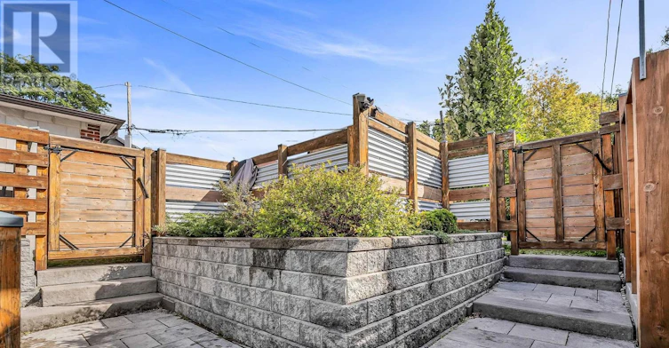 C-439 Winona Drive, Toronto, ON, M6C 3T4 - 40