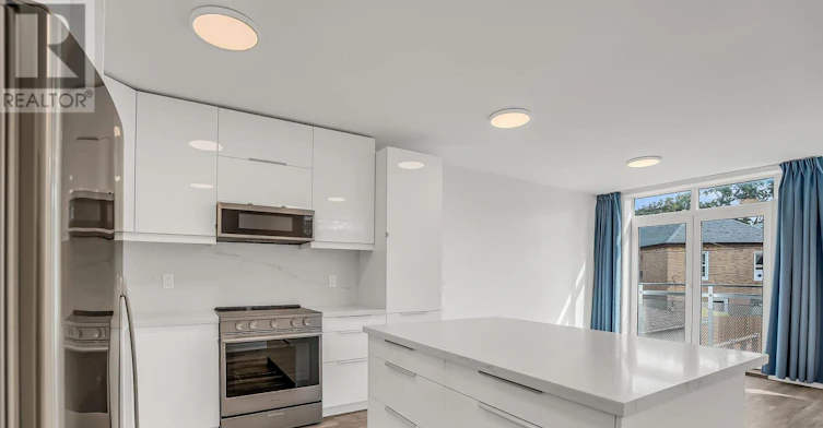 C-439 Winona Drive, Toronto, ON, M6C 3T4 - 21