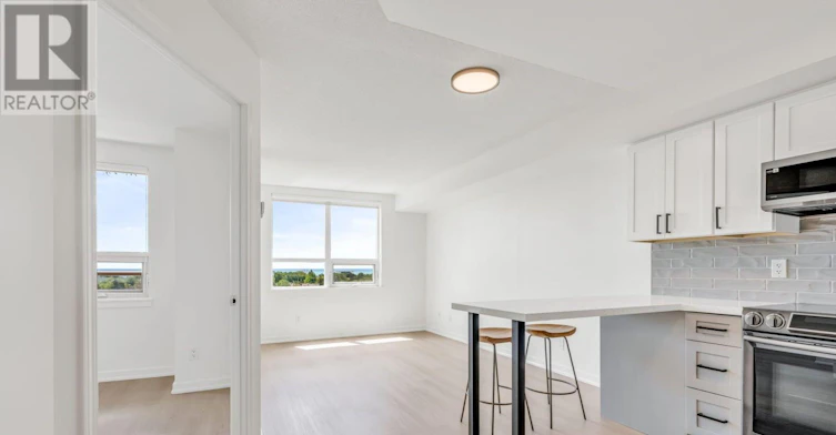 706-4 Elsinore Path, Toronto, ON, M8V 4G7 - 10
