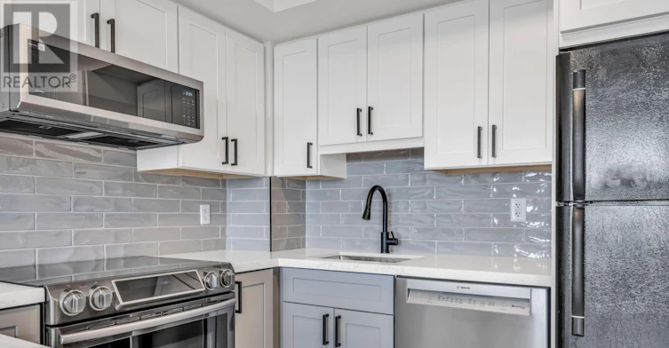 706-4 Elsinore Path, Toronto, ON, M8V 4G7 - 13