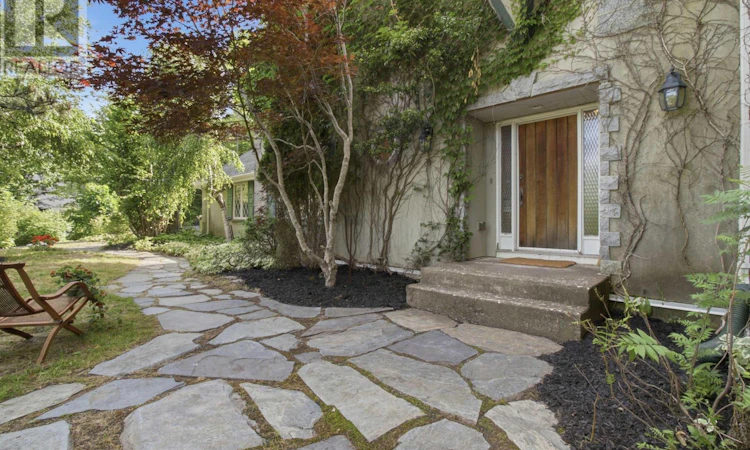 43 Karen Avenue