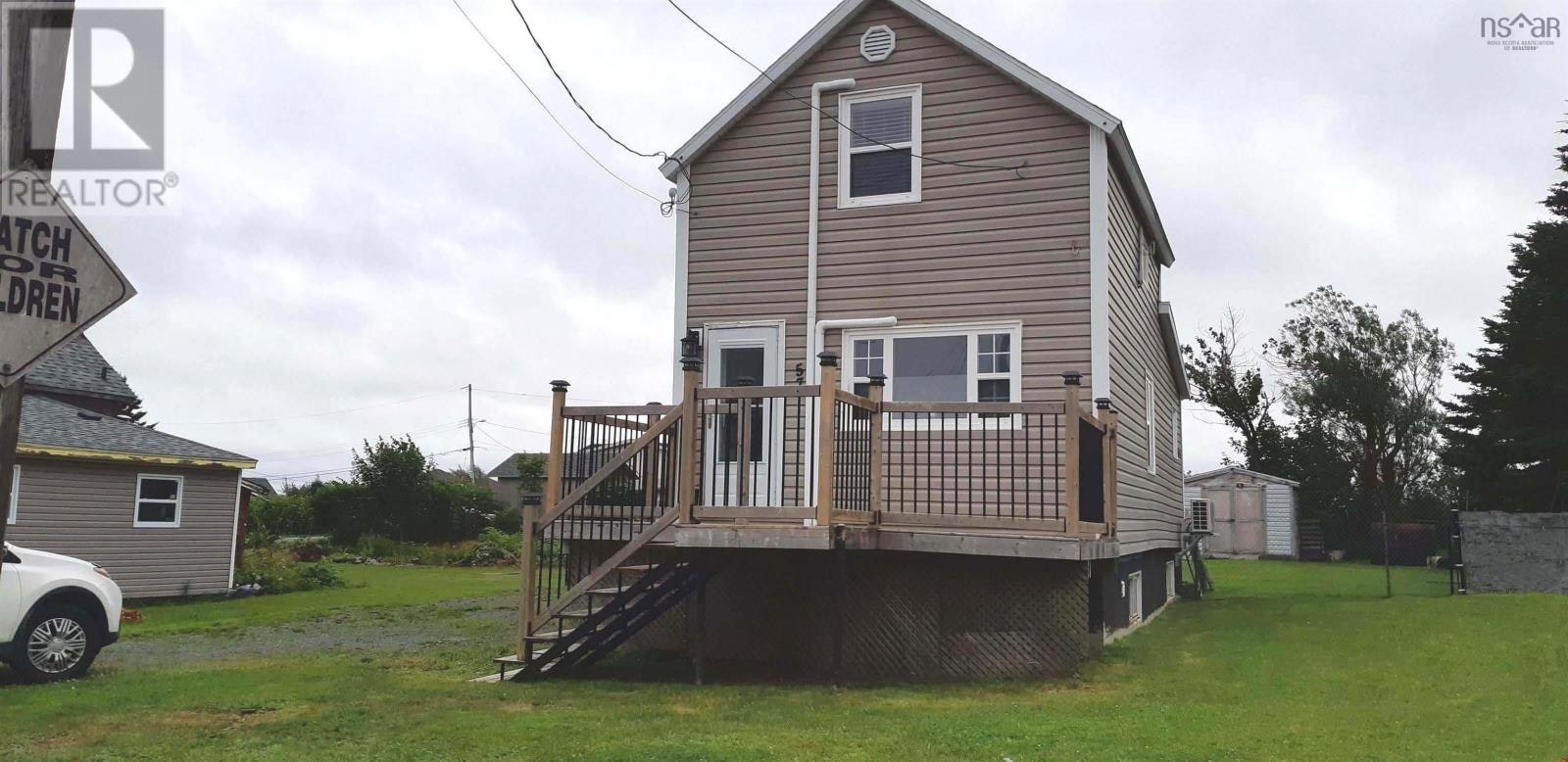57 Holland Street, Reserve Mines, NS, B1E 1C4