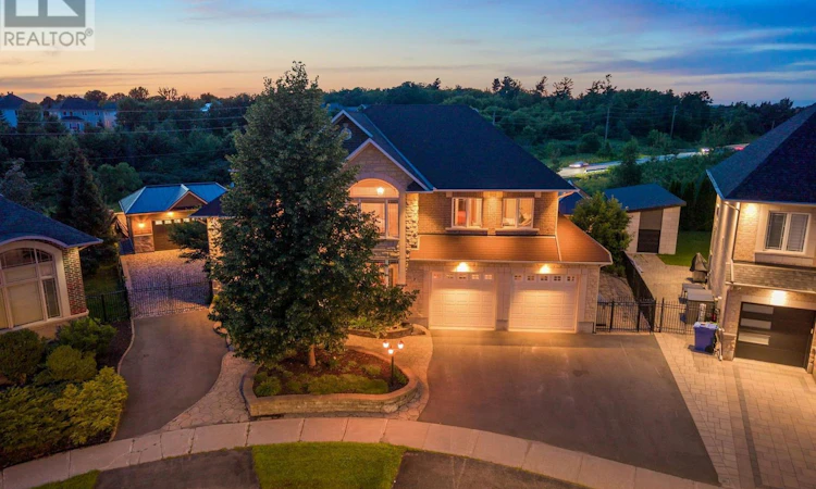 7 Tradewinds Drive