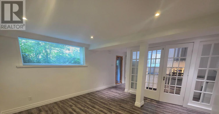 LOWER-39 Twenty Fifth Street, Toronto, ON, M8V 3P8