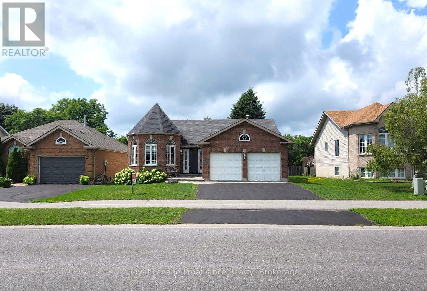 30 Heartwood Drive, Belleville, ON, K8P 5L9