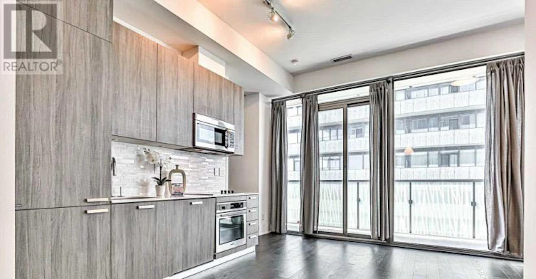5004-50 Charles Street E, Toronto, ON, M4Y 1T1 - 4