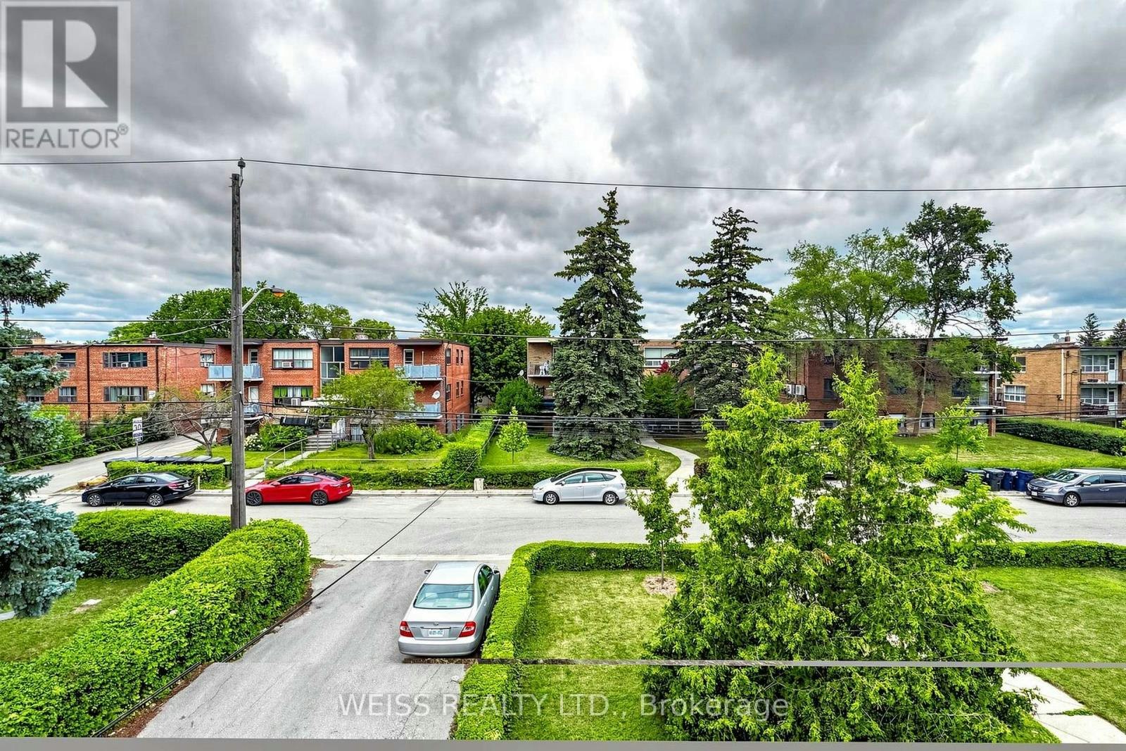 4-17 Fraserwood Avenue, Toronto, ON, M6B 2N3 - 34