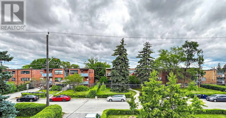 4-17 Fraserwood Avenue, Toronto, ON, M6B 2N3 - 34