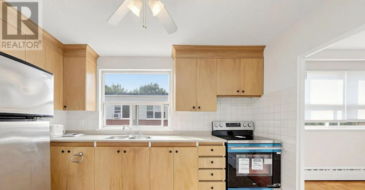 4-17 Fraserwood Avenue, Toronto, ON, M6B 2N3 - 15