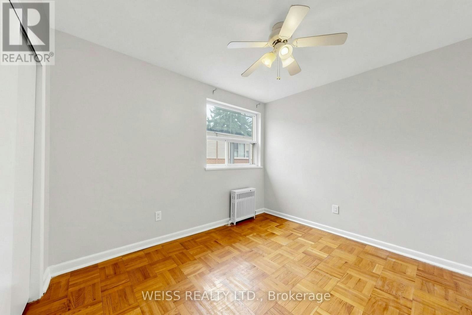 4-17 Fraserwood Avenue, Toronto, ON, M6B 2N3 - 25