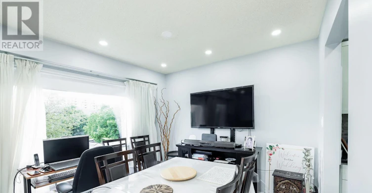 26 Roughfield Crescent, Toronto, ON, M1S 4K4 - 5