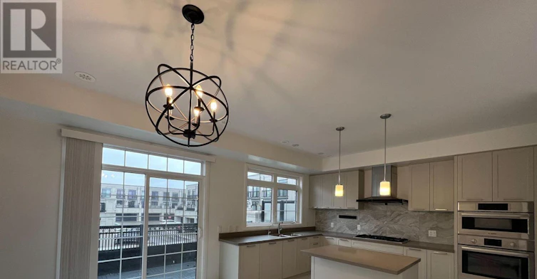 80 Village Parkway, Markham, ON, L3R 1L3 - 4