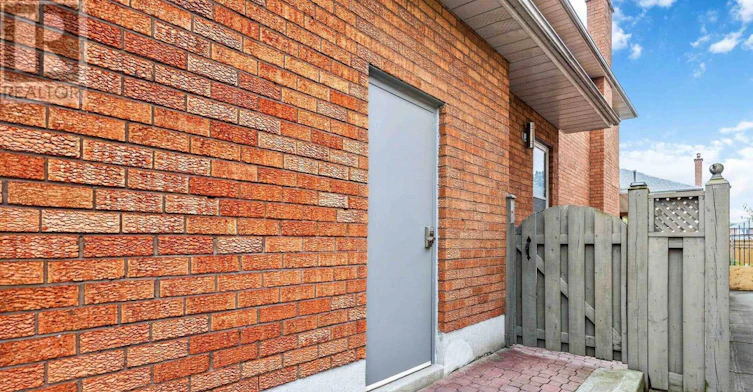 BSMT-61 Gas Light Crescent, Vaughan, ON, L4L 8E8 - 5