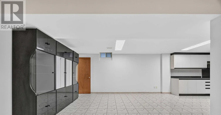 BSMT-61 Gas Light Crescent, Vaughan, ON, L4L 8E8 - 11