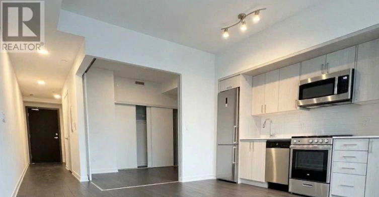 606-1 Cardiff Road, Toronto, ON, M4P 0G2 - 3
