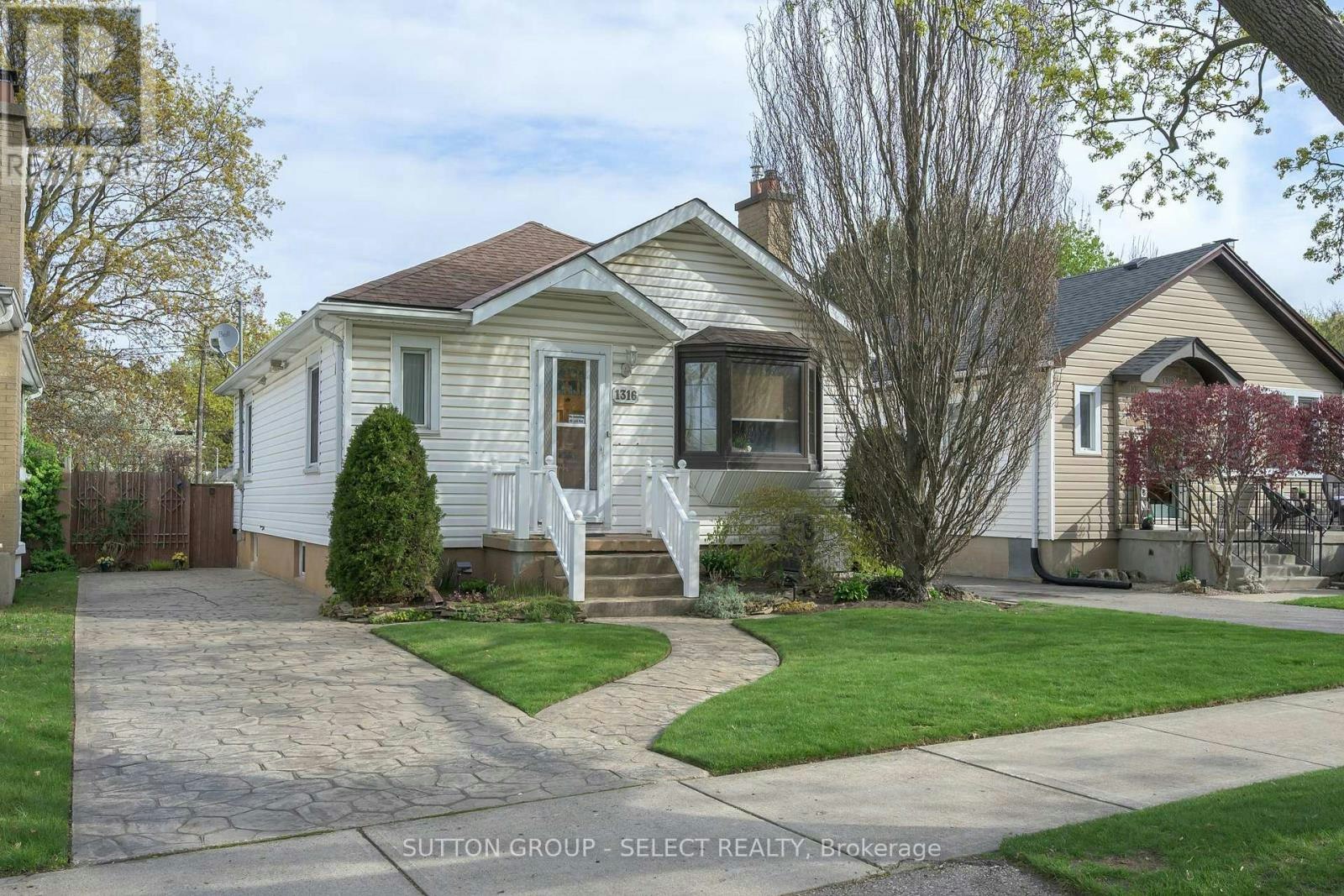 1316 Langmuir Avenue, London, ON, N5W 2G6