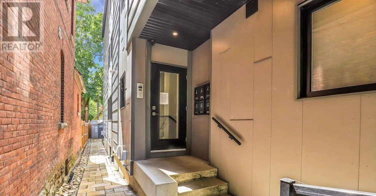 7-368 Chapel Street, Ottawa, ON, K1N 7Z6 - 23