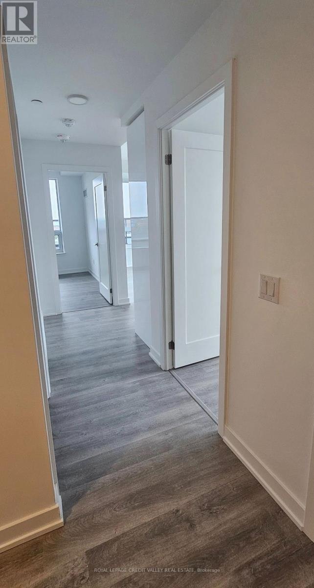 529-5105 Hurontario Street, Mississauga, ON, L4Z 0C9 - 8