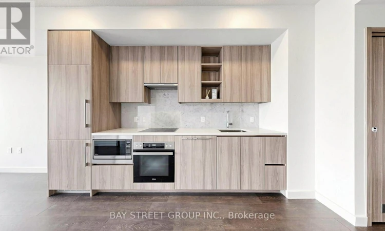 2515-95 Mcmahon Drive