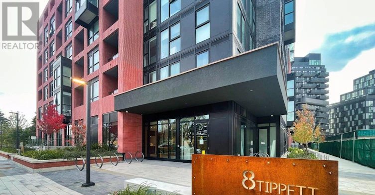 111-8 Tippett Road, Toronto, ON, M3H 0E7