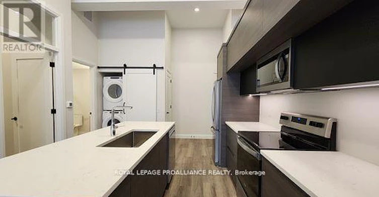 4-261 Front Street, Belleville, ON, K8N 2Z6 - 8