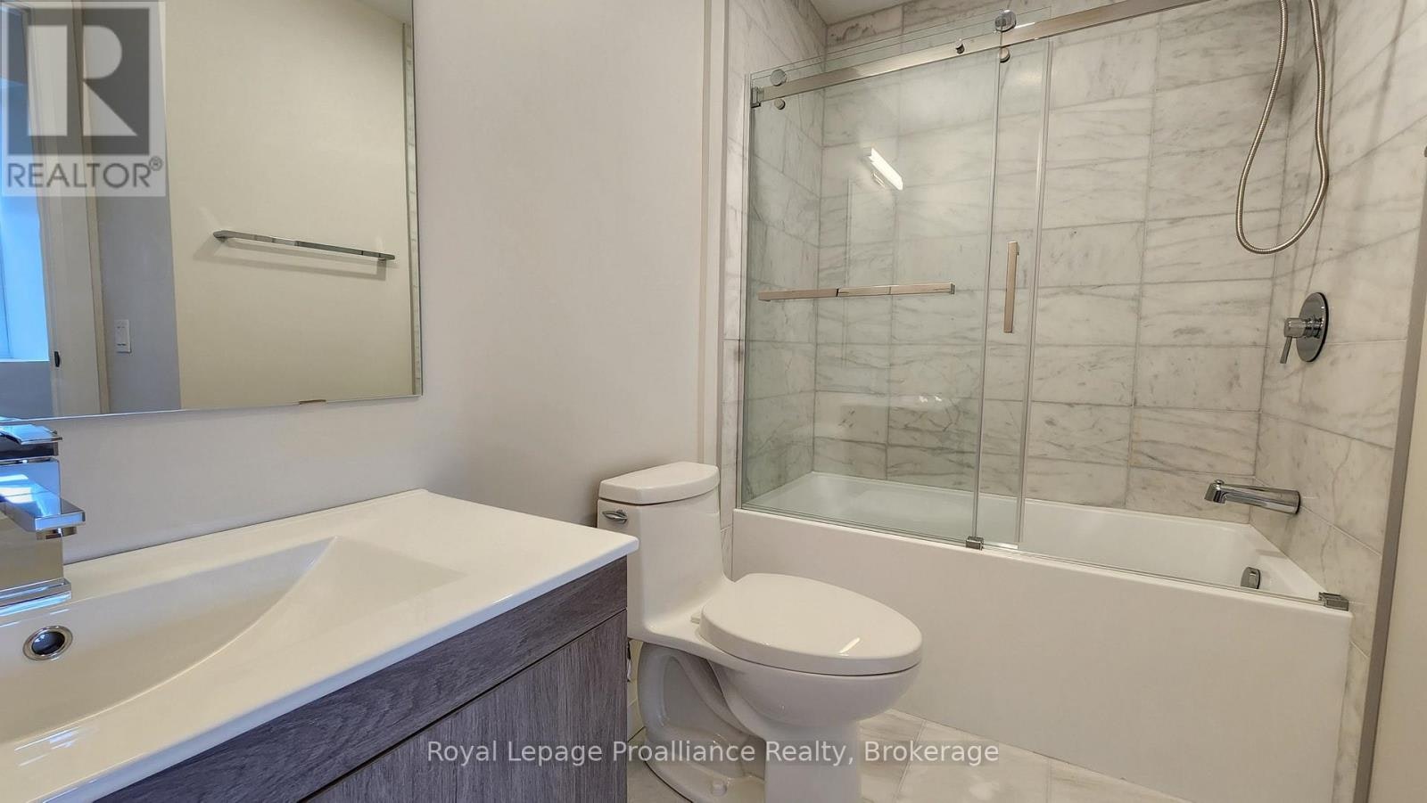 4-261 Front Street, Belleville, ON, K8N 2Z6 - 18