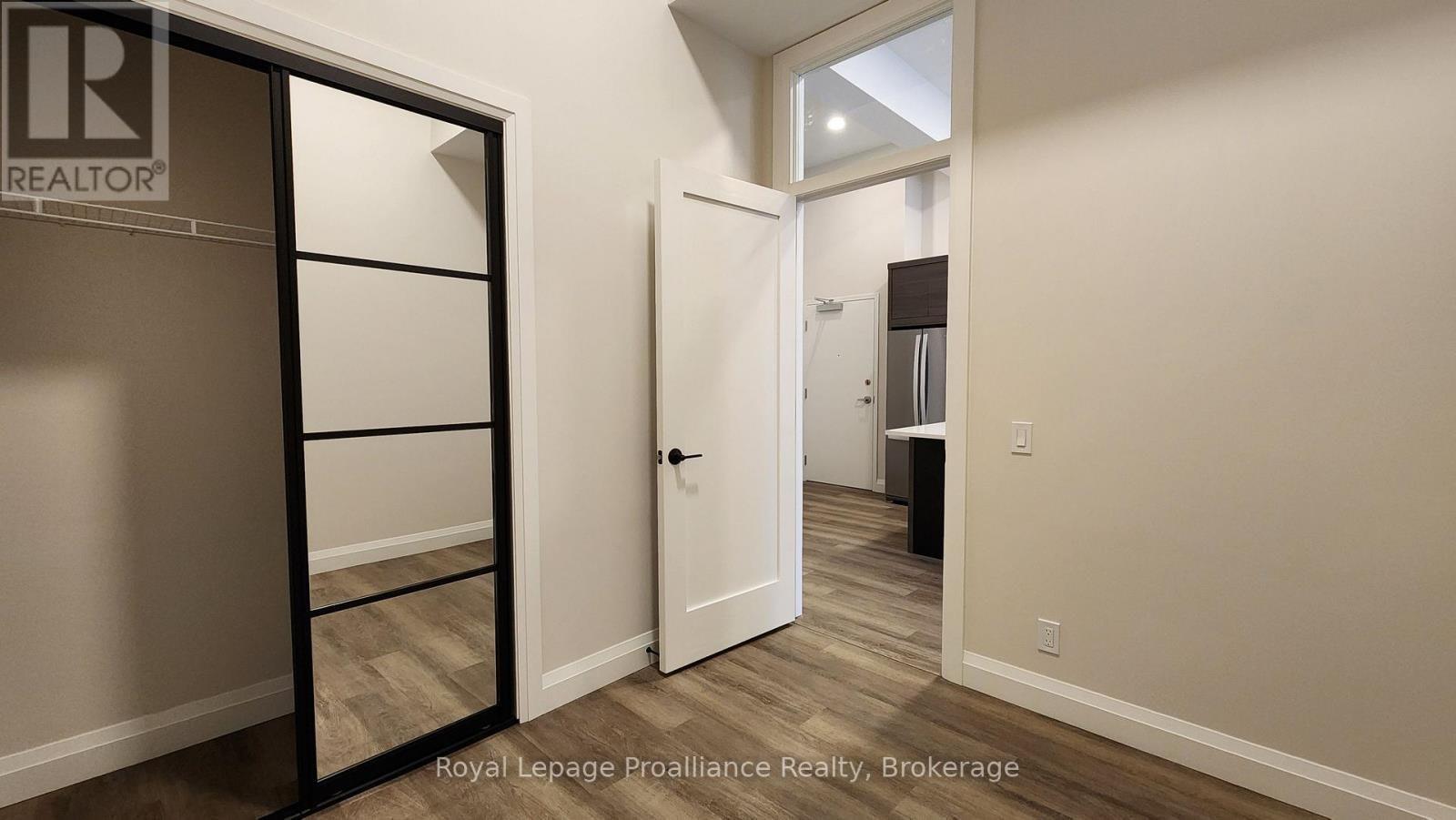 4-261 Front Street, Belleville, ON, K8N 2Z6 - 13