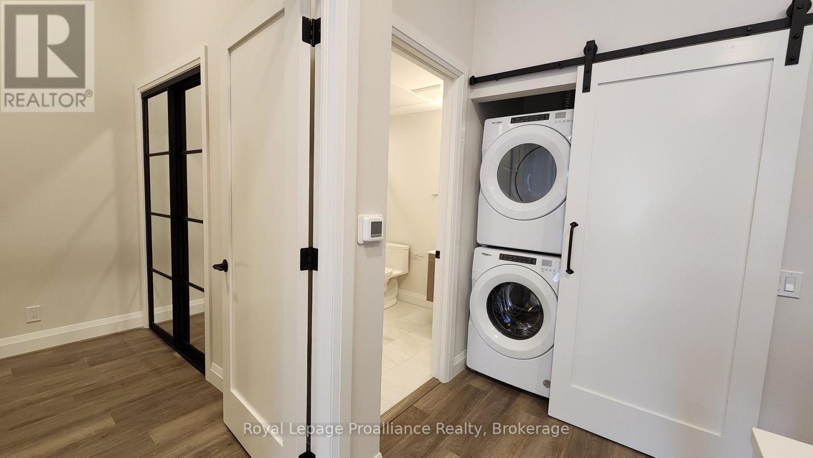 4-261 Front Street, Belleville, ON, K8N 2Z6 - 9