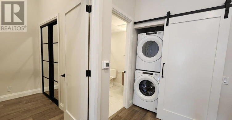 4-261 Front Street, Belleville, ON, K8N 2Z6 - 9