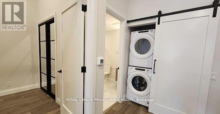 4-261 Front Street, Belleville, ON, K8N 2Z6 - 12