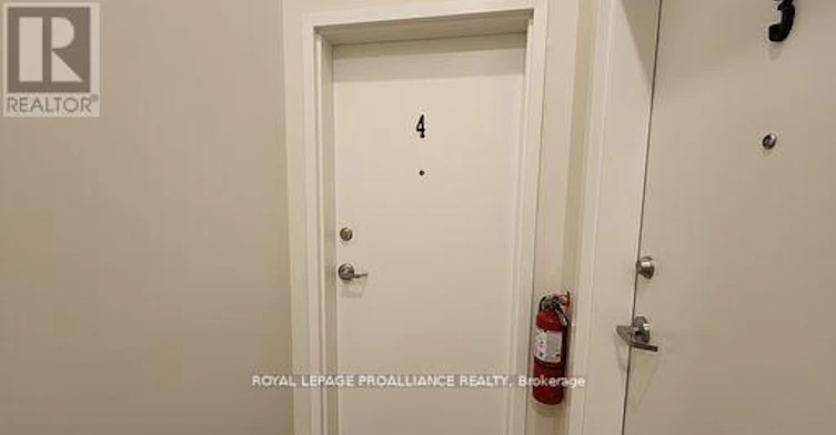 4-261 Front Street, Belleville, ON, K8N 2Z6 - 4