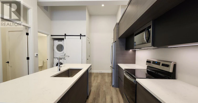 4-261 Front Street, Belleville, ON, K8N 2Z6 - 5