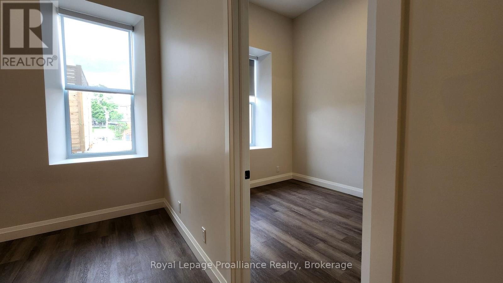 4-261 Front Street, Belleville, ON, K8N 2Z6 - 14