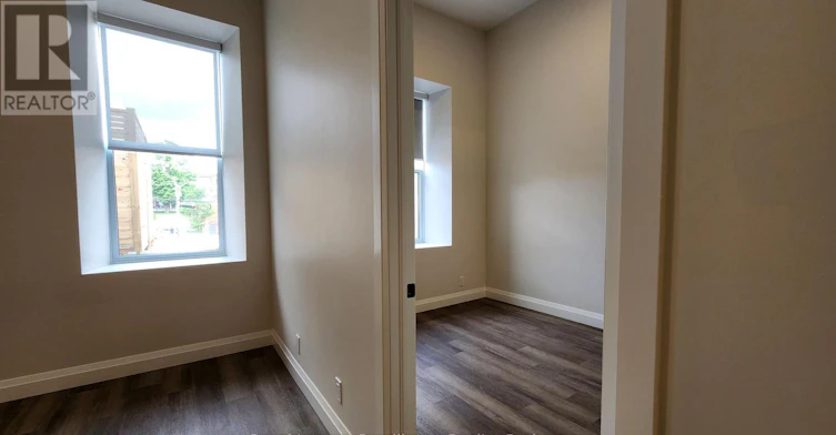 4-261 Front Street, Belleville, ON, K8N 2Z6 - 14