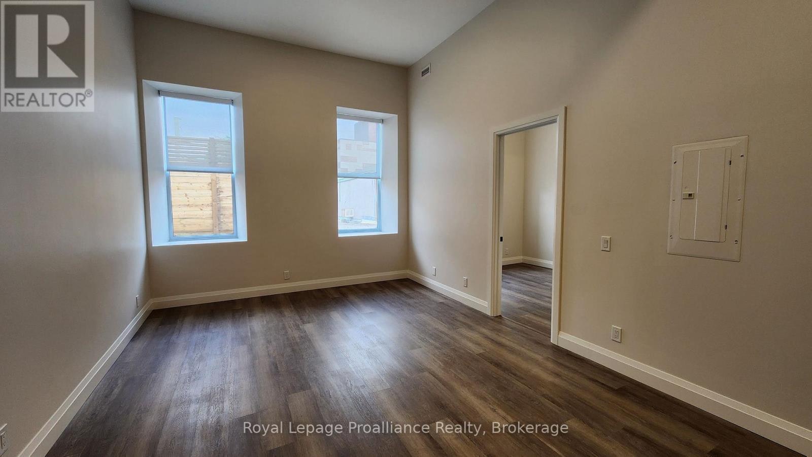 4-261 Front Street, Belleville, ON, K8N 2Z6 - 6