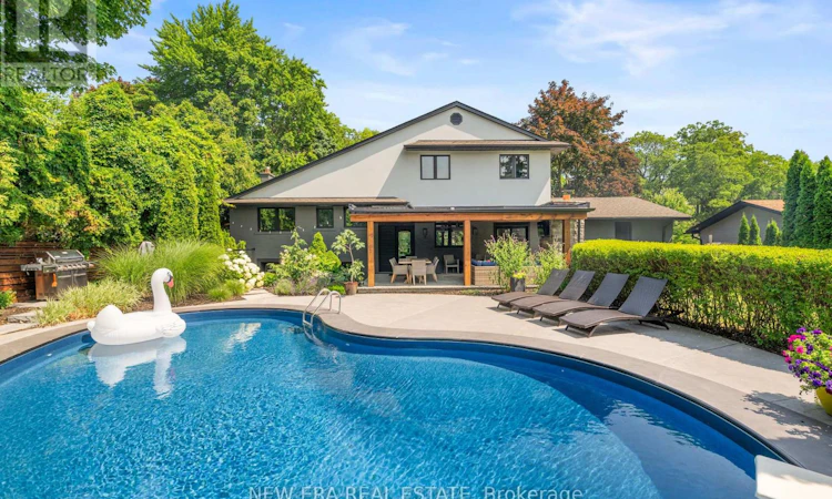 261 Pinetree Way