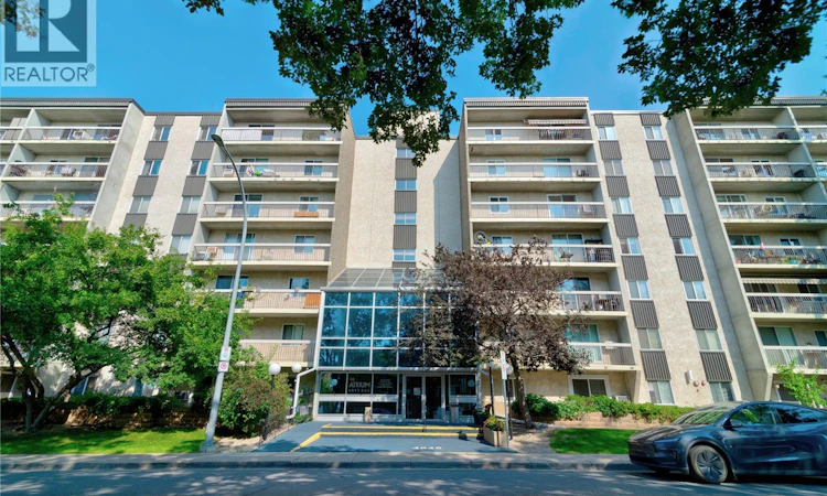 522-4045 Rae Street