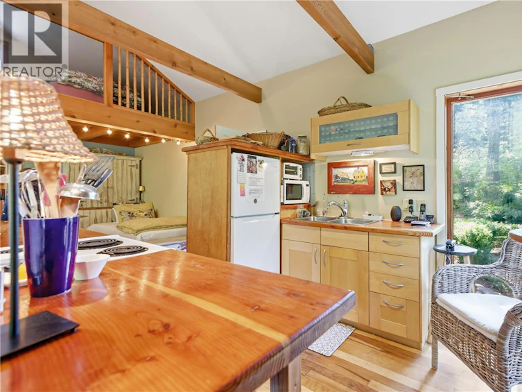190 Mclennan Drive, Salt Spring Island, BC, V8K 1X2 - 32