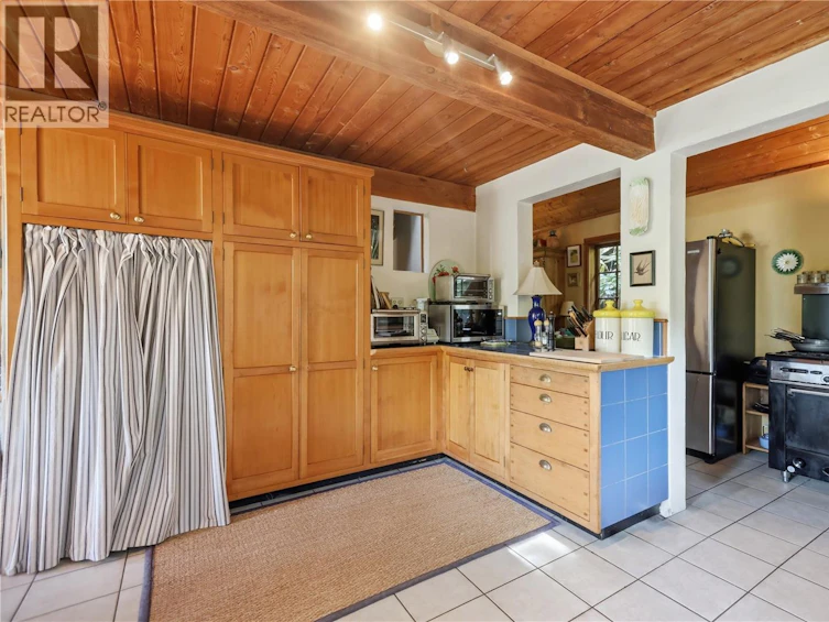 190 Mclennan Drive, Salt Spring Island, BC, V8K 1X2 - 56