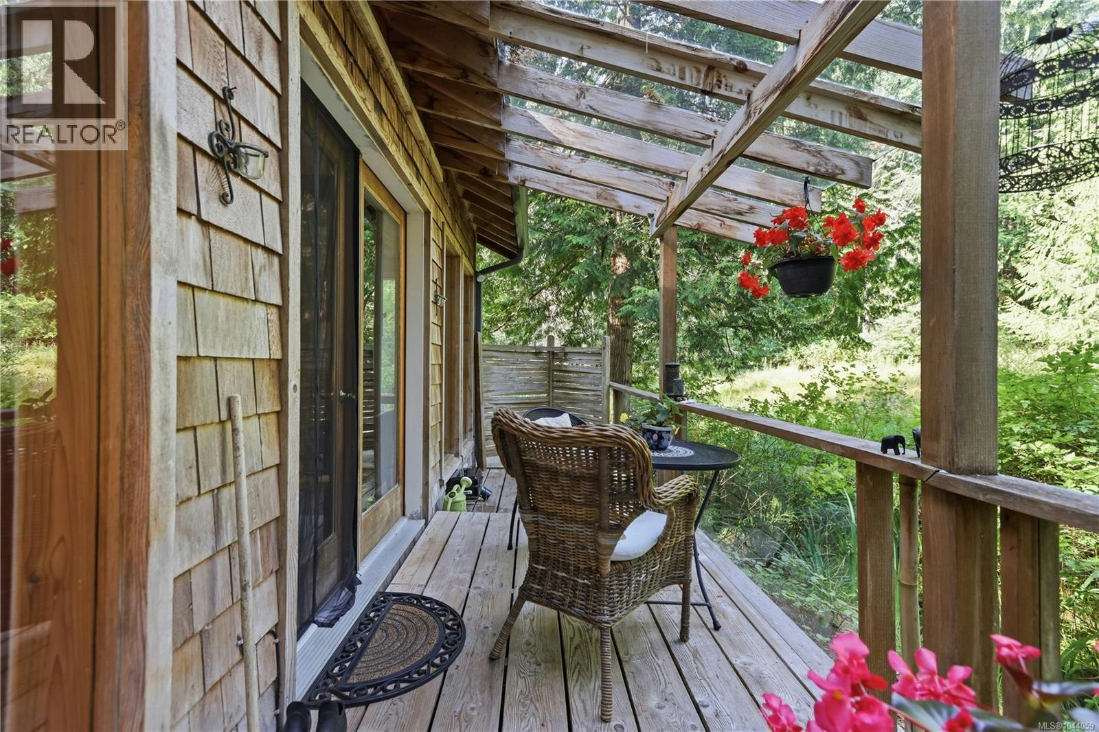 190 Mclennan Drive, Salt Spring Island, BC, V8K 1X2 - 36