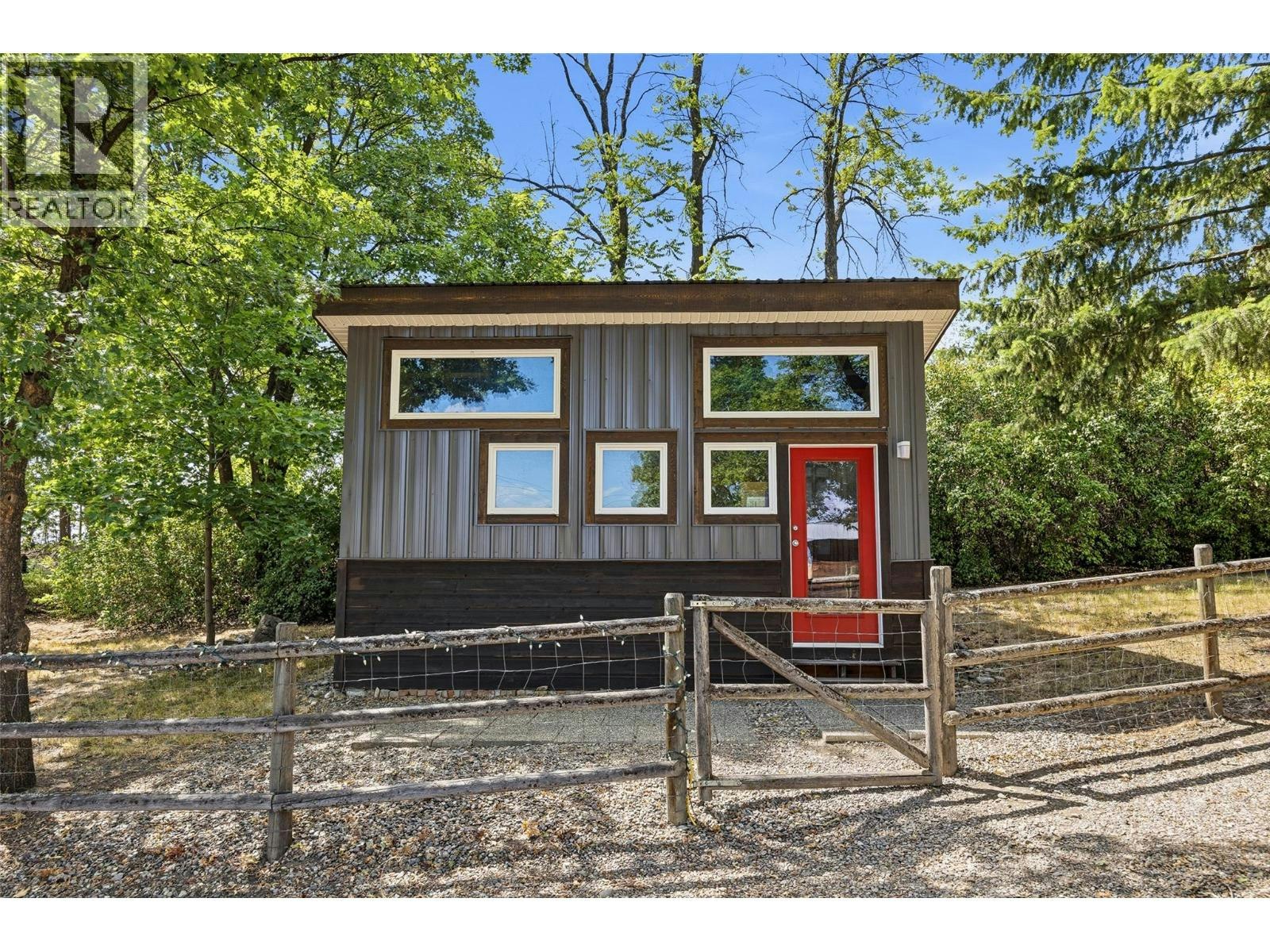 10421 Warren Road, Coldstream, BC, V1B 3C5 - 9