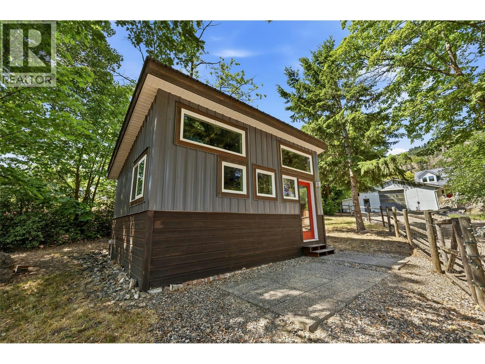 10421 Warren Road, Coldstream, BC, V1B 3C5 - 47